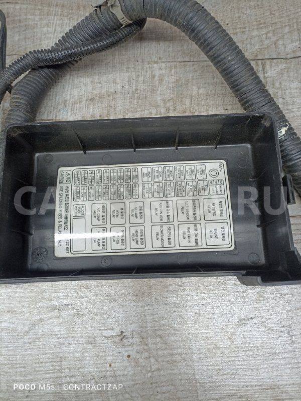 Блок предохранителей под капот Chevrolet Rezzo I (2000—2008) Chevrolet Rezzo оригинальный номер 96422657