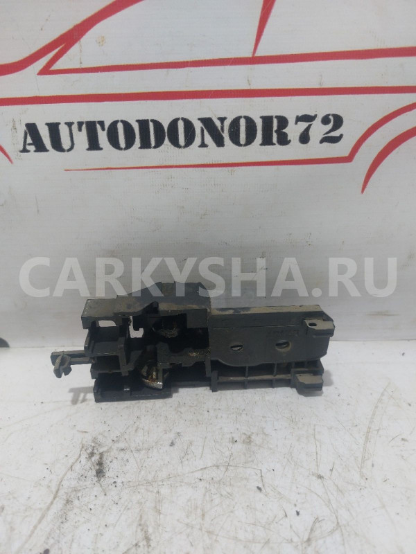 Ручка двери внутренняя правая Toyota Avensis T250 Toyota Avensis оригинальный номер 6920505040B0