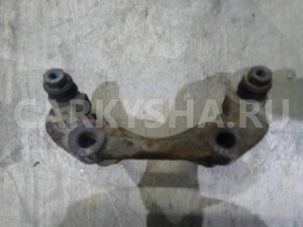 Скоба суппорта переднего VW Passat (B3) 1988-1993 Volkswagen Passat оригинальный номер 357615125B