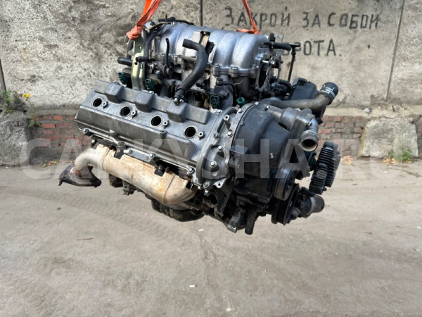Двигатель Toyota Land Cruiser 100 1998-2002 1900050440 2UZ-FE Toyota Land Cruiser 
