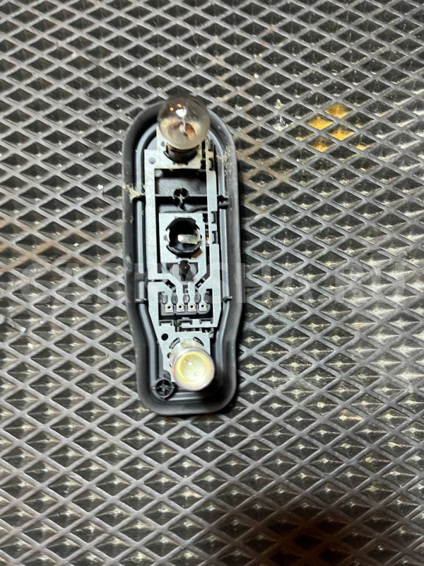 Задний фонарь BMW 5, e39 touring дорест BMW 5er оригинальный номер 8371324