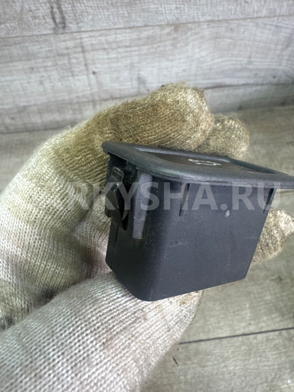Кнопка закрывания багажника Land Rover Jaguar Land Rover Discovery оригинальный номер 1412055aa02