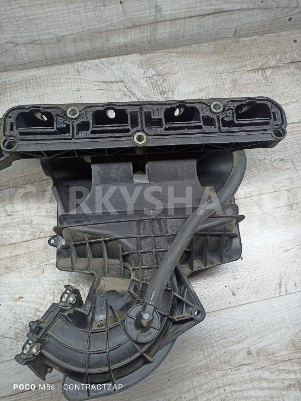 Коллектор впускной Dodge Caliber I (2006—2009) Dodge Caliber оригинальный номер 04884495af