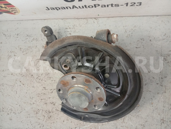 Кулак поворотный задний правый Volkswagen Touran Volkswagen Touran 