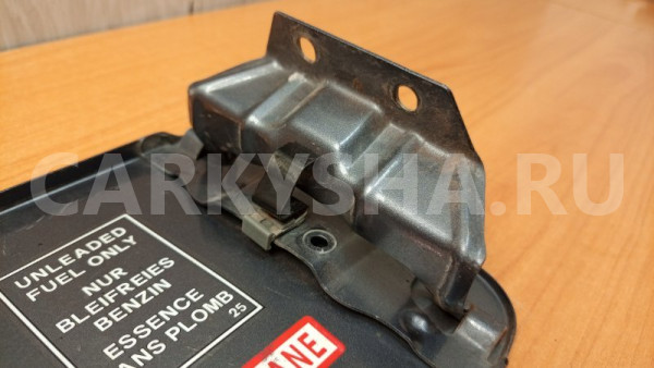 Лючок топливного бака Mitsubishi Outlander CU5W Mitsubishi i оригинальный номер MR954514