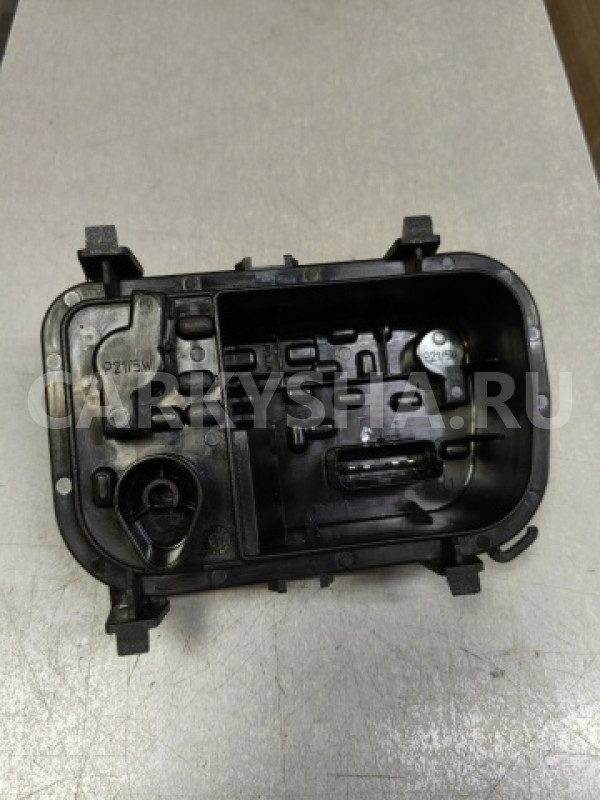 Плата фонаря   с 21 г правая Renault Duster II  оригинальный номер 265503601R