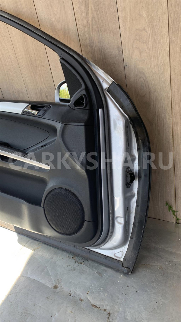 Дверь передняя левая Mercedes Benz W164 M-Klasse (ML) 2005-2011 Mercedes-Benz M-klasse оригинальный номер A1647200105