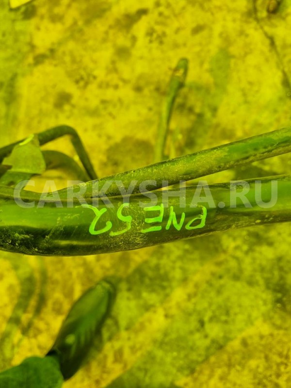 Горловина топливного бака Nissan Elgrand оригинальный номер 172211JB0A