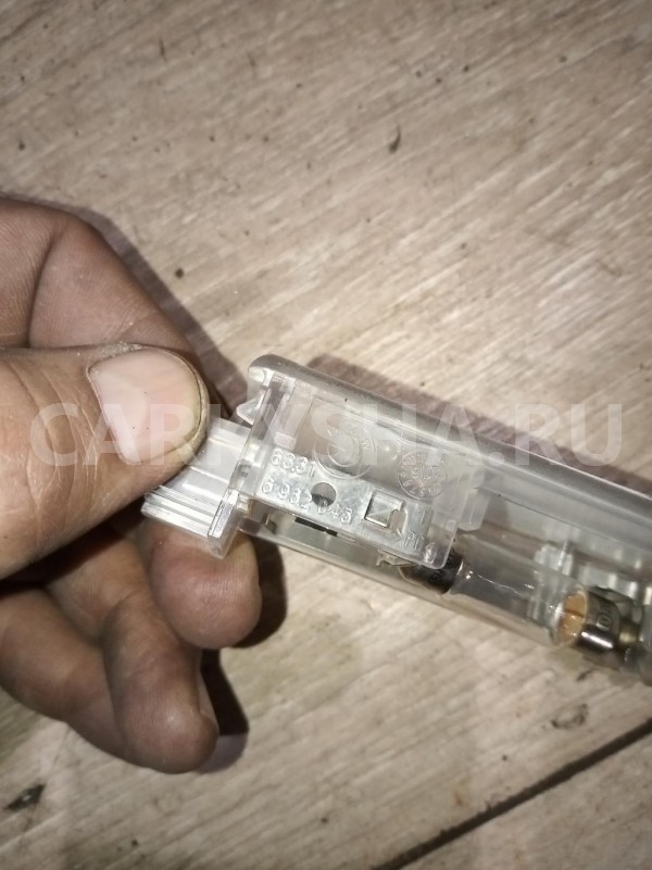 Название детали Плафон салона Модель BMW 3-серия E90 BMW 3er оригинальный номер 63316962045