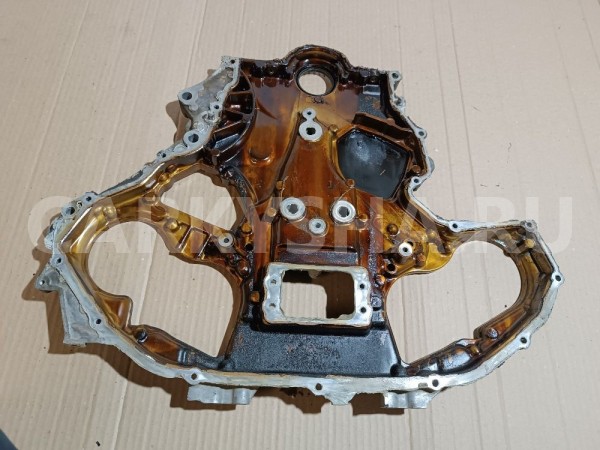 Крышка двигателя передняя Nissan Skyline 