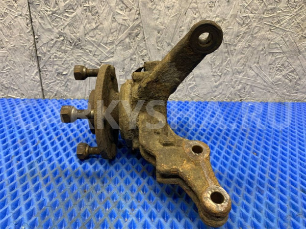 Кулак поворотный передний правый  Almera B10 Nissan Almera Classic оригинальный номер 40014-95F0A