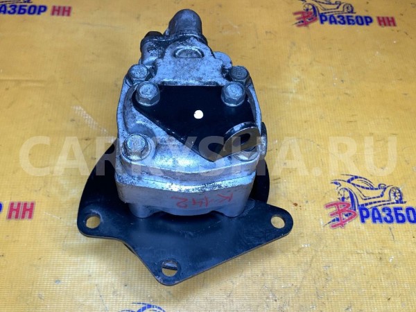 Насос гидроусилителя Land Rover Discovery III (2004—2009) Land Rover Discovery оригинальный номер QVB500660