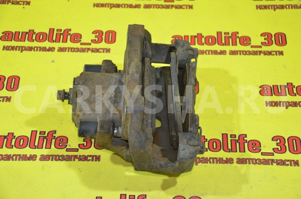 Суппорт тормозной передний Opel Zafira 