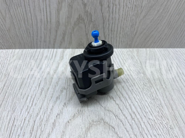 Моторчик корректора фары Nissan Qashqai Nissan Qashqai оригинальный номер 26056