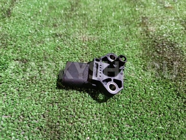 Датчик абсолютного давления Volkswagen Tiguan оригинальный номер 0281002401