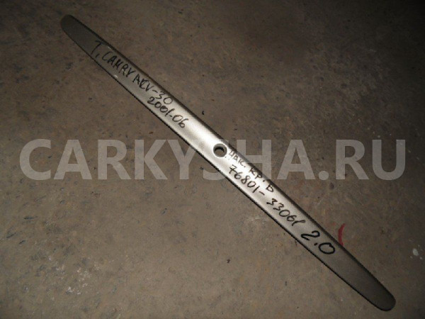 Накладка крышки багажника Toyota Camry XV30 (2001—2006) Toyota Camry оригинальный номер 76801-33061