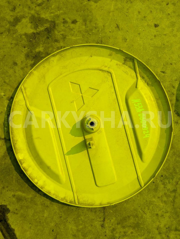 Колпак запасного колеса Mitsubishi Pajero оригинальный номер MR418195