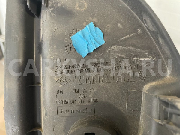 Накладка торпедо правая  Renault Megane 2 Renault 20 оригинальный номер 8200179045