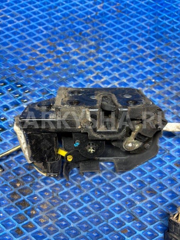 Замок двери задней правой Hyundai Getz I (2002—2005) Hyundai Getz оригинальный номер 814201C020