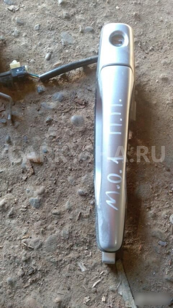 Ручка двери наружная правая Mitsubishi Outlander I (2002—2009) Mitsubishi i оригинальный номер MR627181