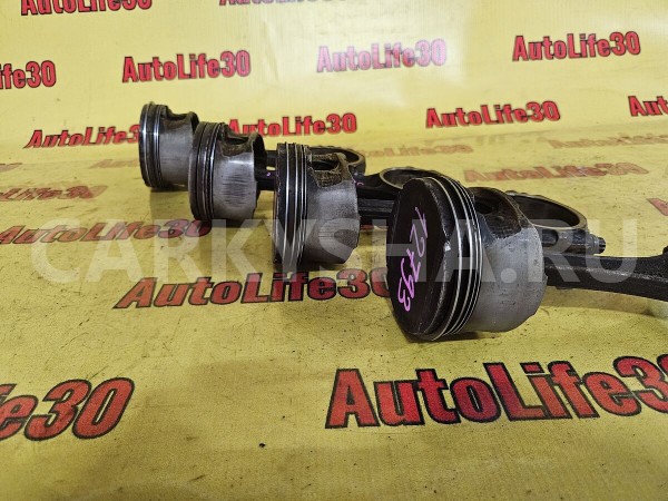 Поршень с шатуном Land Rover Freelander 