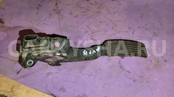 Педаль газа Toyota Auris Toyota Avensis оригинальный номер 7811002021