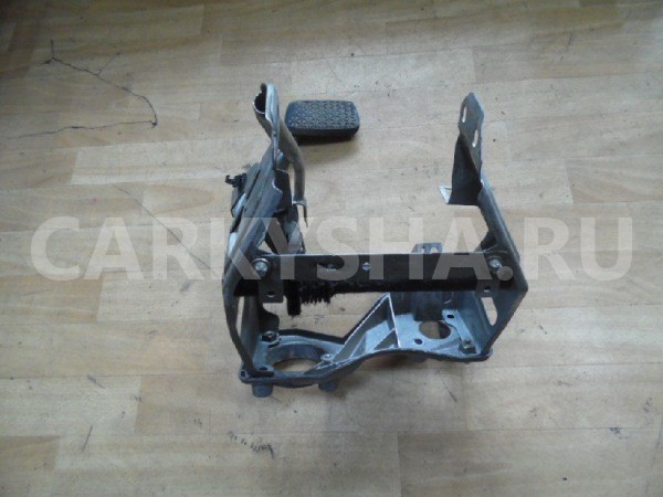 Педаль тормоза Opel Vectra C (2002—2005) Opel Vectra оригинальный номер 24401375