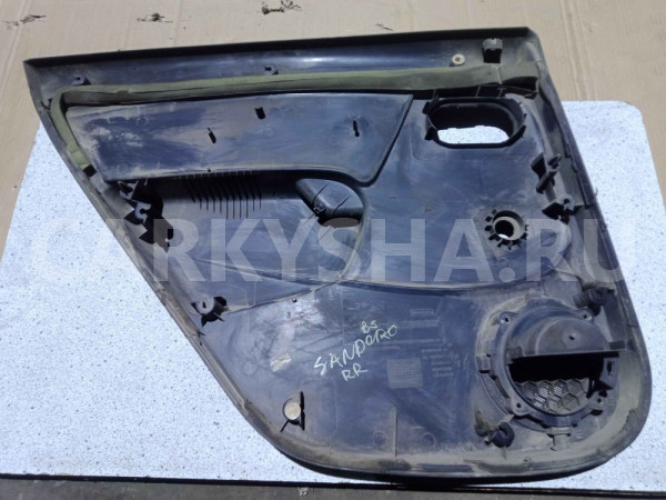 Обшивка двери Renault Sandero I (2009—2014) Renault 14 оригинальный номер 8200732467