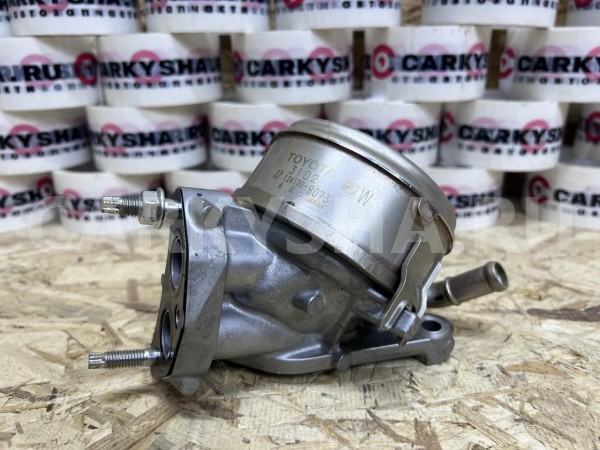 Радиатор масляный в сборе Toyota Highlander III (U50) оригинальный номер 15710-31021