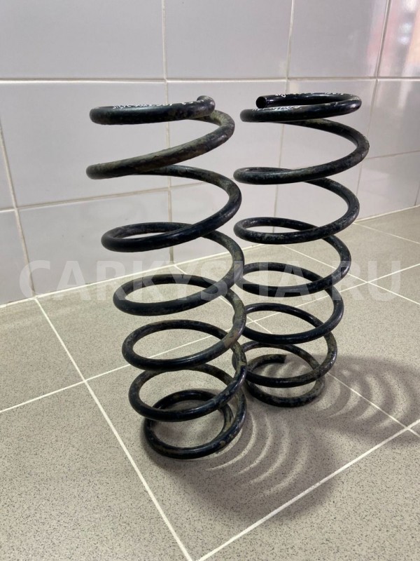 Пружины передние комплект(2шт) Audi 80 В3 1987 г Audi 80 