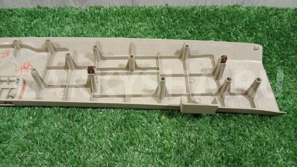 Накладка замка багажника Infiniti QX56 2004 Infiniti QX56 