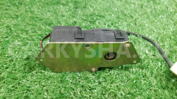 Сервопривод заслонок печки Lifan Breez 2008 Lifan Breez (520) оригинальный номер LAX8100150F1