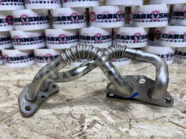 Трубка масляного радиатора Toyota Highlander III (U50) оригинальный номер 15767-31020