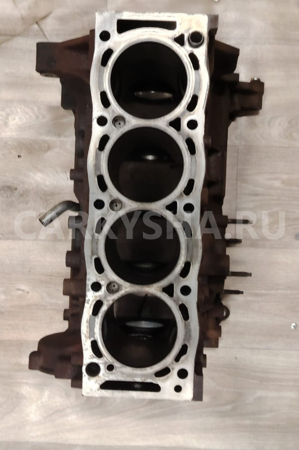 Блок цилиндров Land Rover Freelander оригинальный номер LR022691