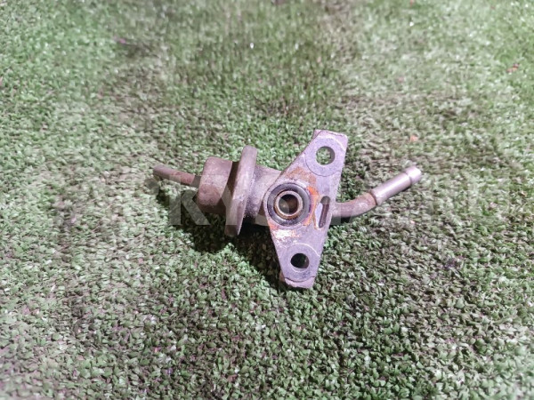 Регулятор давления топлива Honda Accord оригинальный номер 16740PCA003