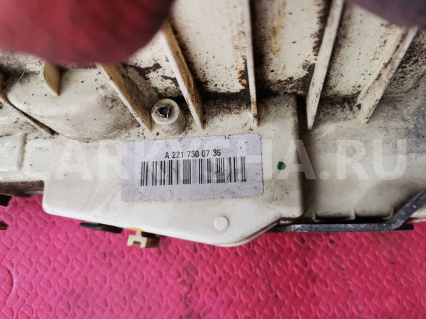 Замок двери задней левой Mercedes S W221 Mercedes-Benz S-klasse оригинальный номер A2217300735