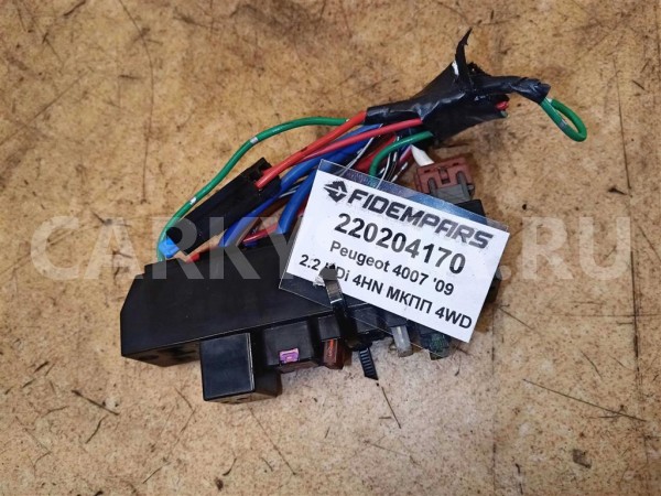 Название детали Реле Модель Citroen C-Crosser Citroen C-Crosser оригинальный номер 6500 EV