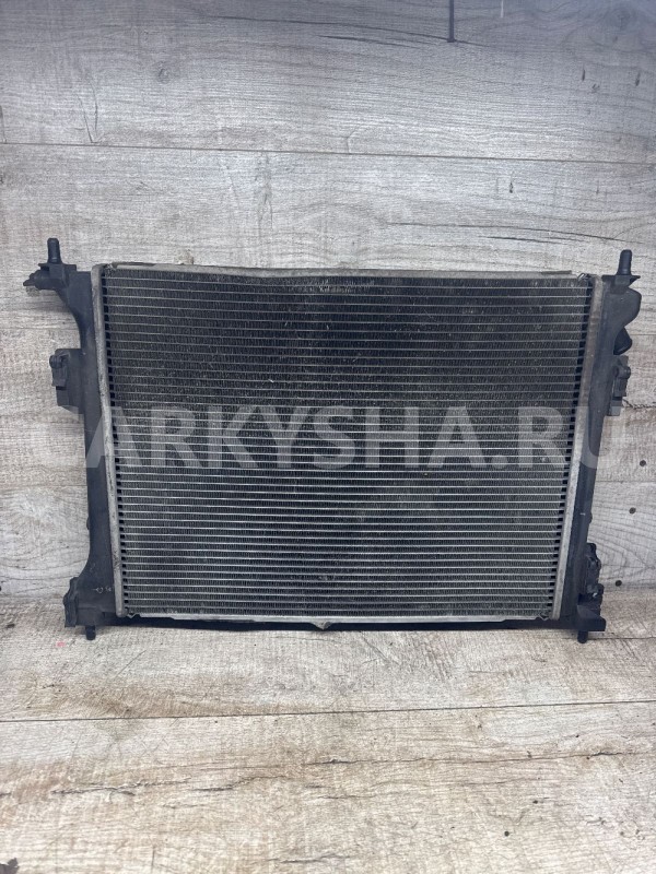 Радиатор охлаждения Hyundai i20 I (2008—2012) Hyundai i20 оригинальный номер 25310-1J000; 25310-4P000; 701729; DRM41010; 67609; 58451; RC00303