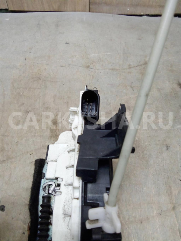 Замок двери передней правой Seat Ibiza V 2008> SEAT Ibiza оригинальный номер 5N2837016