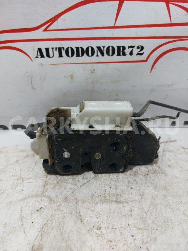 Замок двери передней левой Hyundai Getz Hyundai Getz оригинальный номер 813101C011