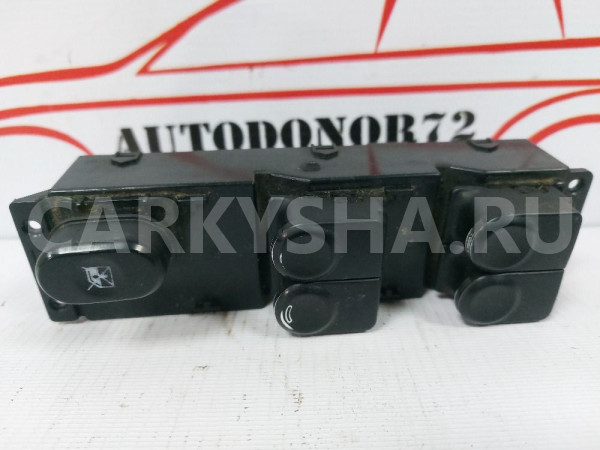 Блок управления стеклоподьемниками Hyundai Solaris Hyundai Solaris оригинальный номер 935701R300S4