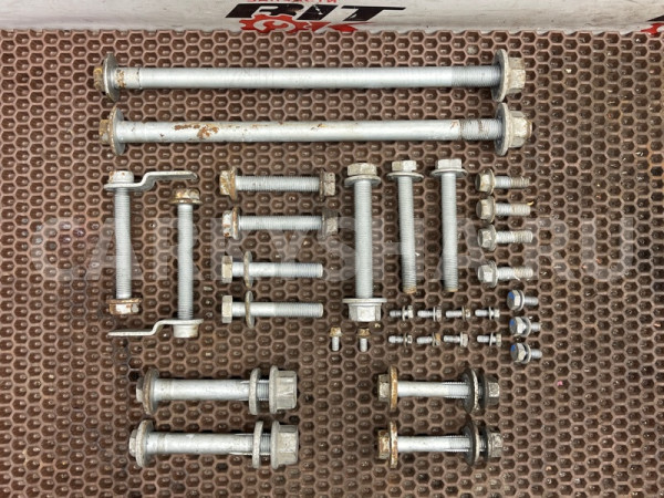 Болты подвески BMW X5 оригинальный номер 33 30 6 770 968, 33 30 6 770 968, 33306770968, 6770968, 33 32 6 768 611, 33326768611, 6768611, 33 30 6 777 169, 33306777169, 6777169, 33 30 6 777 170, 33306777170, 6777170, 33 30 6 770 250, 33306770250, 6770250, 07 12 9 907 861, 07129907861, 9907861, 33 3
