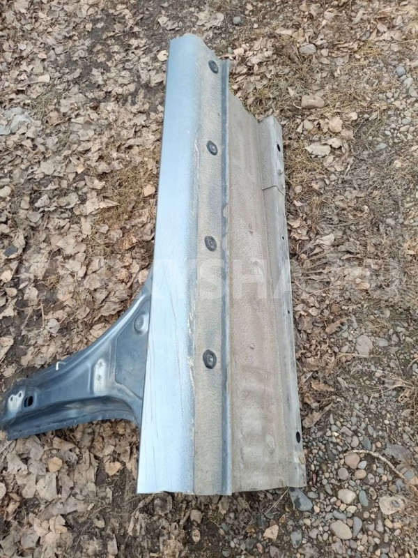 Средняя стойка кузова правая KIA RIO QB 2012 Kia Rio оригинальный номер 714024YB00