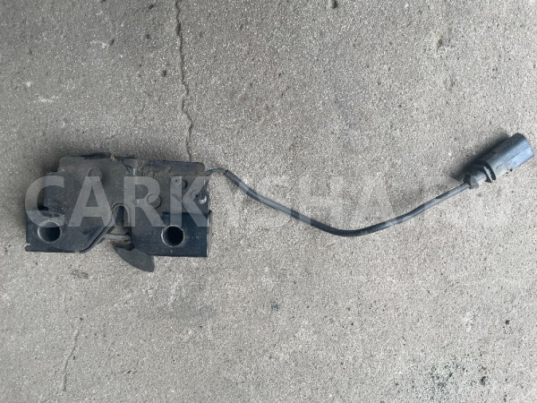 Замок капота Volkswagen Polo 5 Volkswagen Polo оригинальный номер 6R1823509D