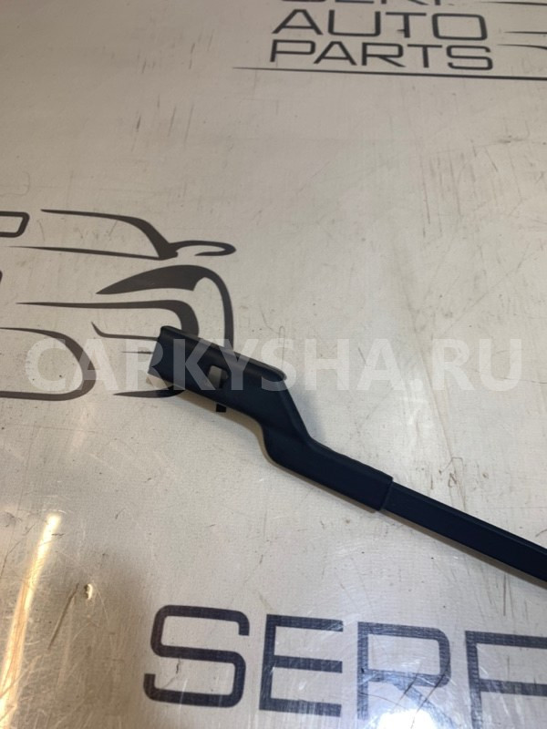 Дворник двери багажника передний правый Kia Ceed Kia Cee'd