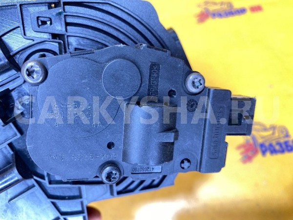 Дефлектор воздушный левый Jaguar XF X250 Jaguar XF оригинальный номер C2Z2737