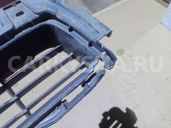 Решетка в бампер Toyota Land Cruiser Prado 150 (2009—2013) Toyota Land Cruiser оригинальный номер 5311260090