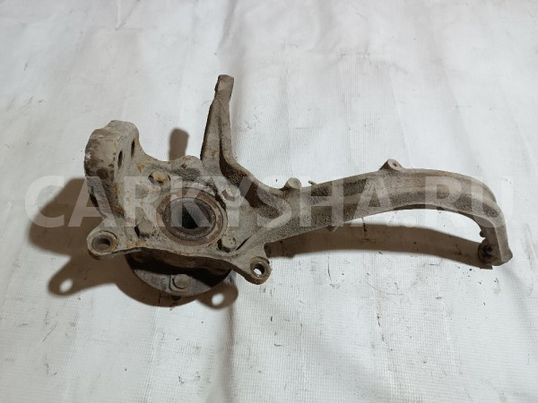 Кулак поворотный передний левый Mitsubishi Diamante оригинальный номер MB914613
