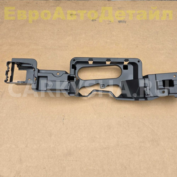 Кронштейн пола багажника BMW X5 G05 / F95 2025г BMW X5 оригинальный номер 51477438235