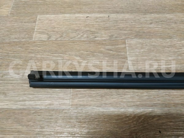 Накладка стекла заднего правого Ford Focus 